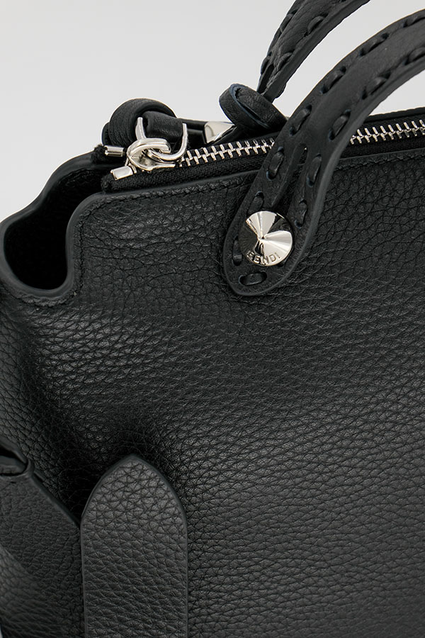 Prada Panier Çanta