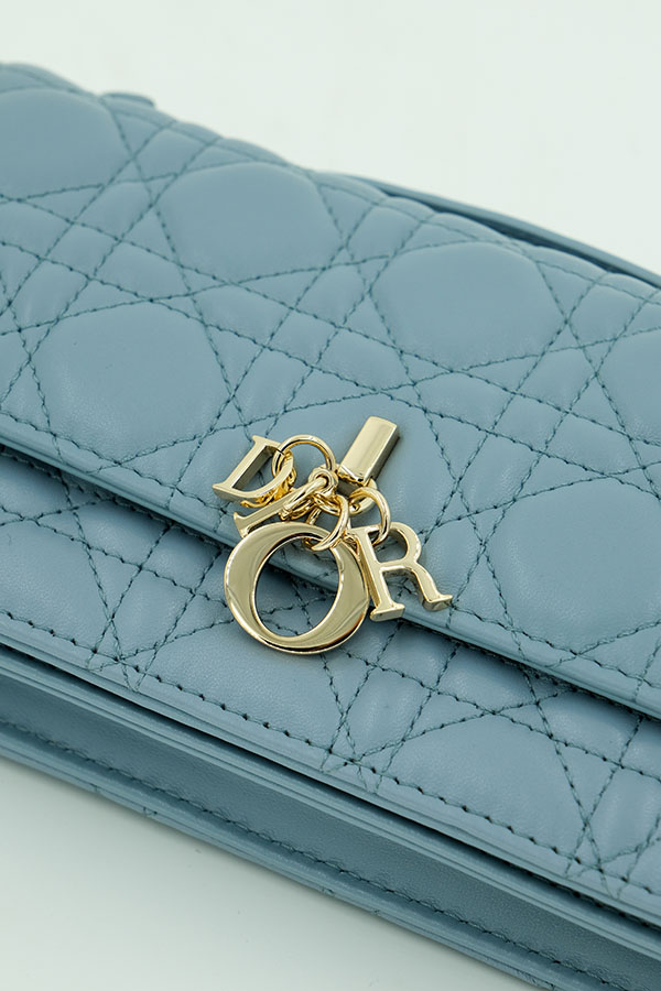 Prada Panier Çanta