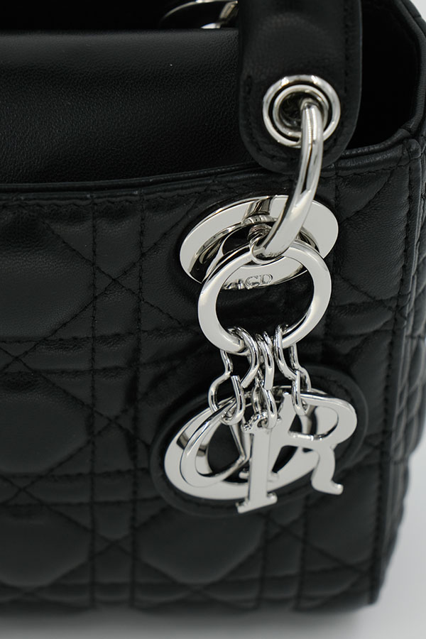 Prada Panier Çanta