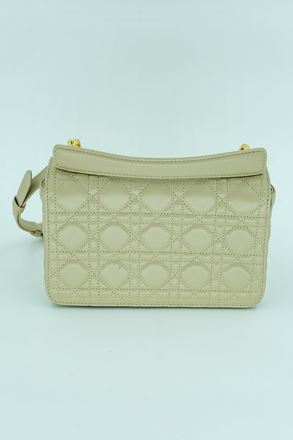 Prada Panier Çanta