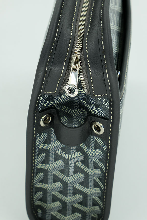 Prada Panier Çanta